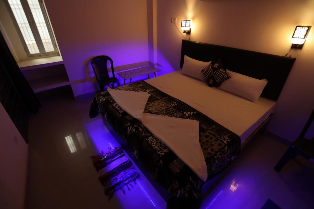 Gully Ghar Hotel Váránaszi Kültér fotó