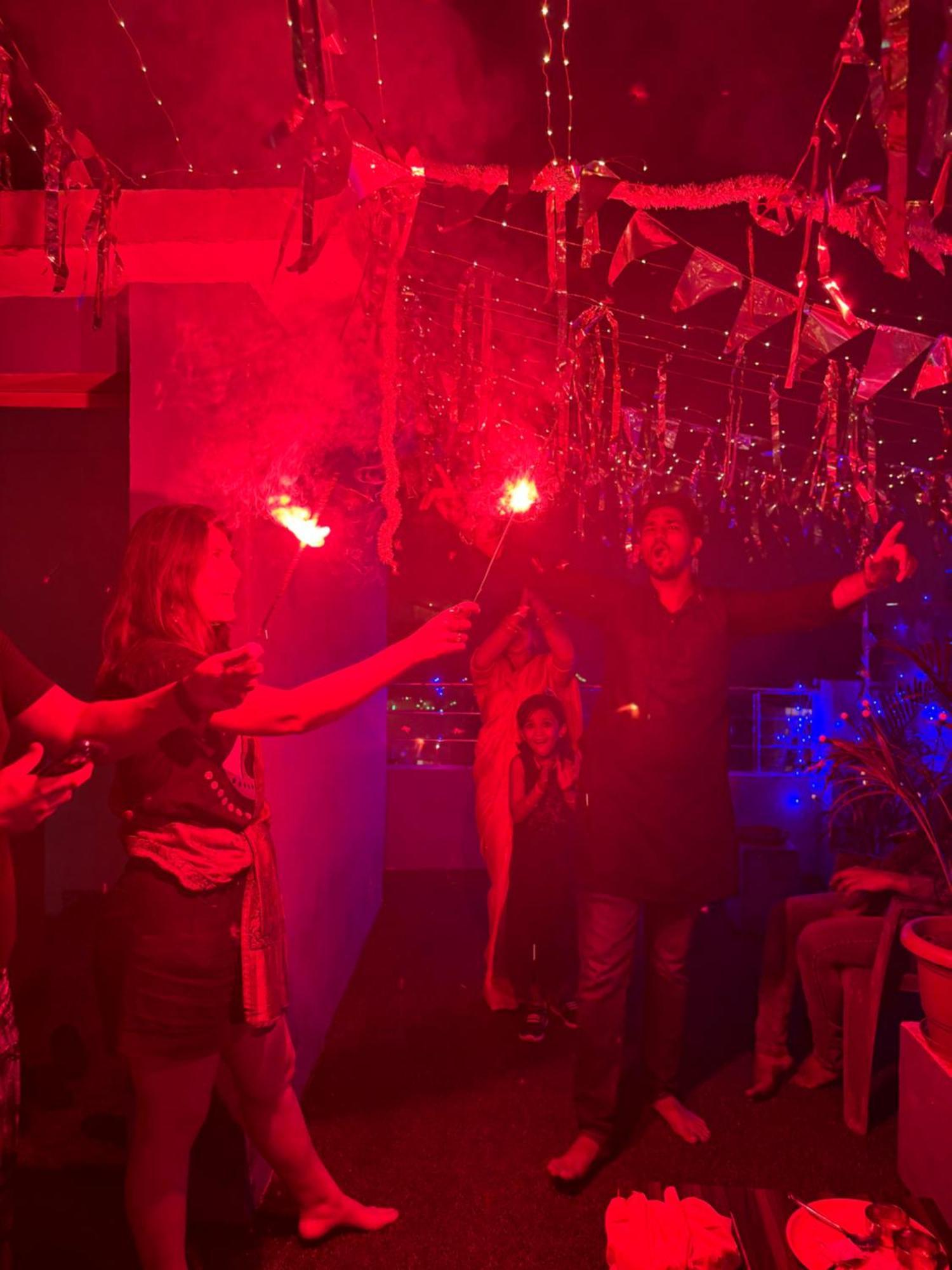 Gully Ghar Hotel Váránaszi Kültér fotó