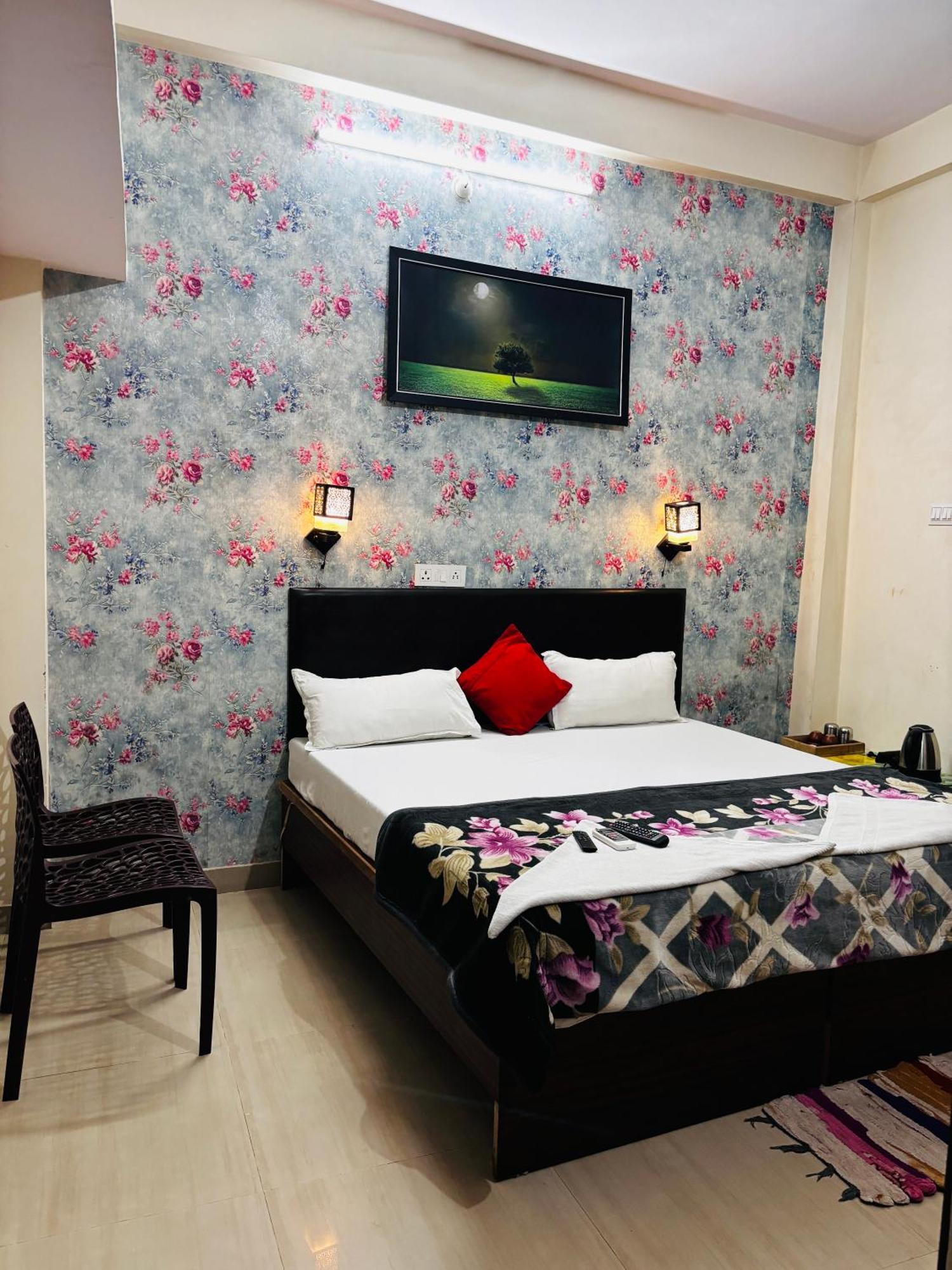 Gully Ghar Hotel Váránaszi Kültér fotó
